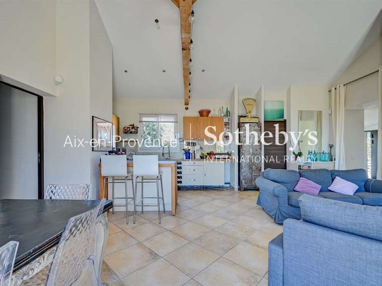 Maison Éguilles - 4 chambres - 155m²