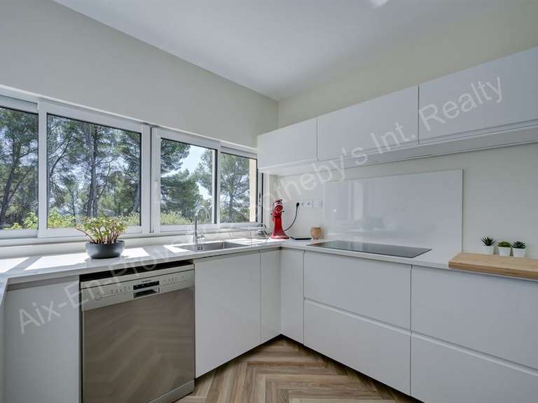 Maison Éguilles - 4 chambres - 164m²