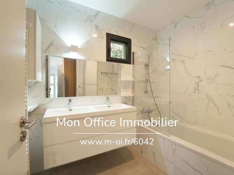 Maison Éguilles - 4 chambres - 170m²