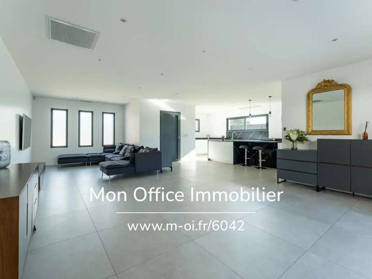 Maison Éguilles - 4 chambres - 170m²