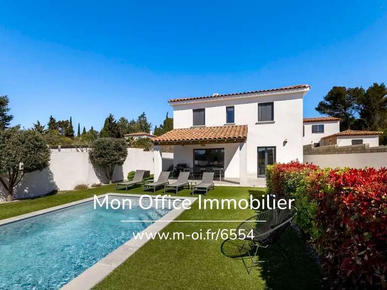 Maison Éguilles - 4 chambres - 118m²