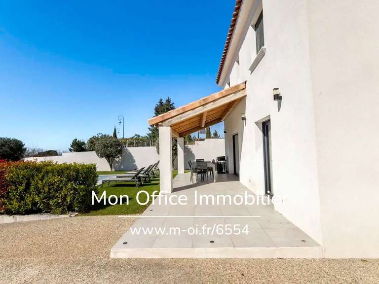 Maison Éguilles - 4 chambres - 117m²