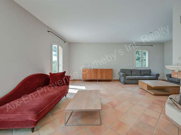 Maison Éguilles - 4 chambres - 180m²