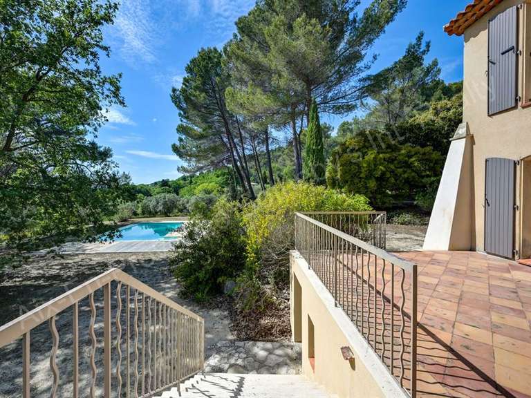 Maison Éguilles - 4 chambres - 180m²