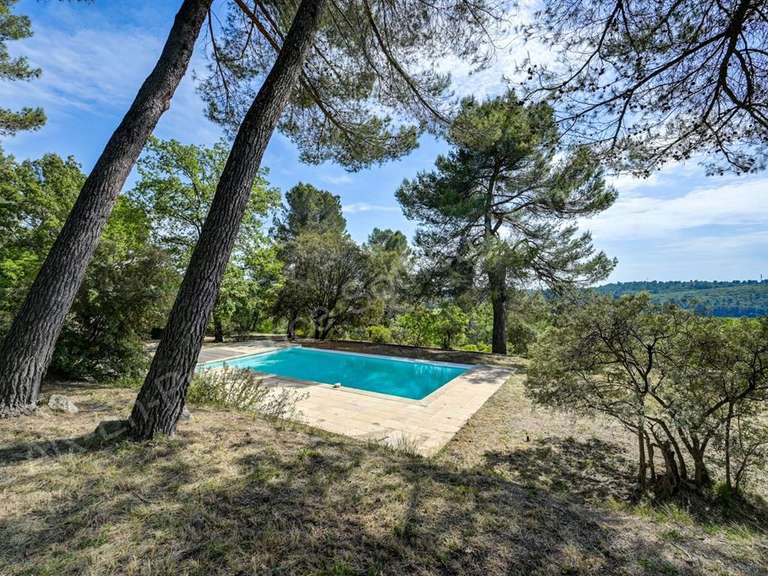 Maison Éguilles - 4 chambres - 180m²
