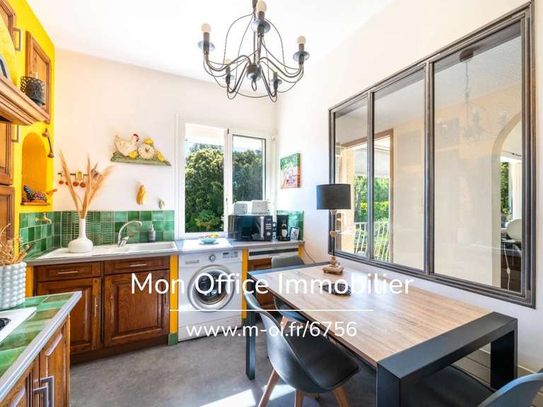 Maison Éguilles - 3 chambres - 143m²