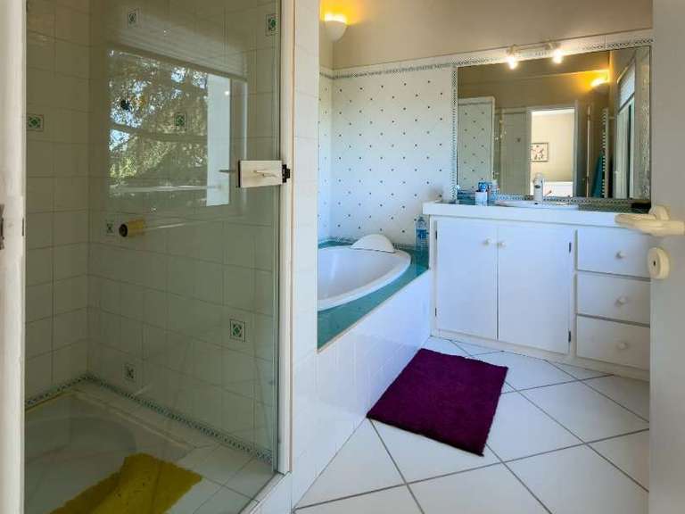 House Éguilles - 4 bedrooms