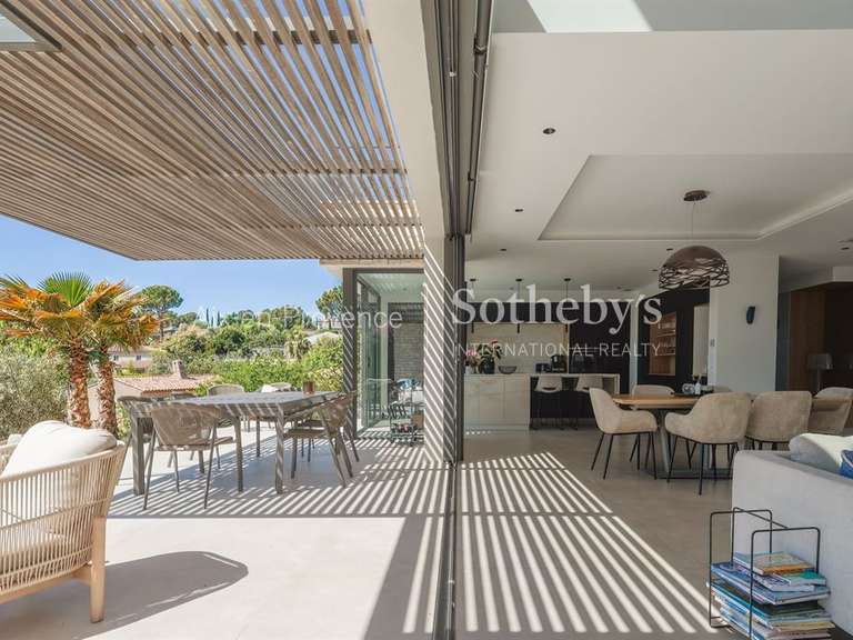 Maison Éguilles - 4 chambres - 240m²
