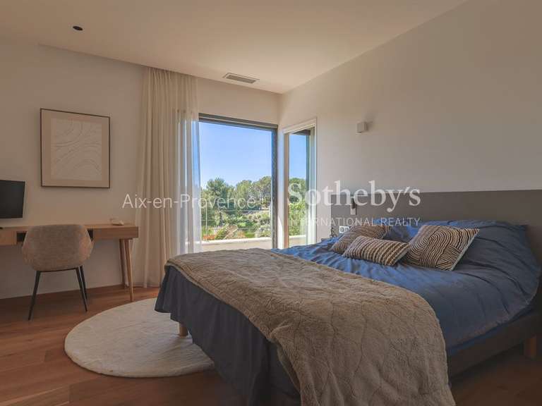 Maison Éguilles - 4 chambres - 240m²