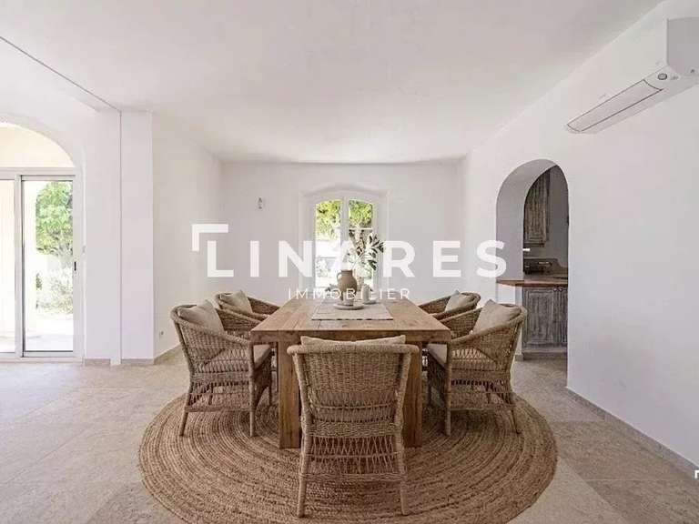 House Éguilles - 5 bedrooms - 210m²
