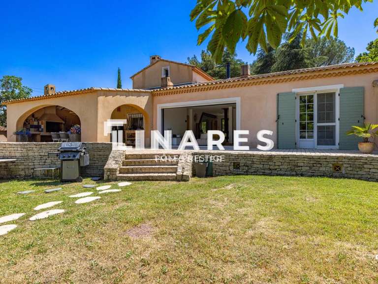 Maison Éguilles - 5 chambres - 191m²