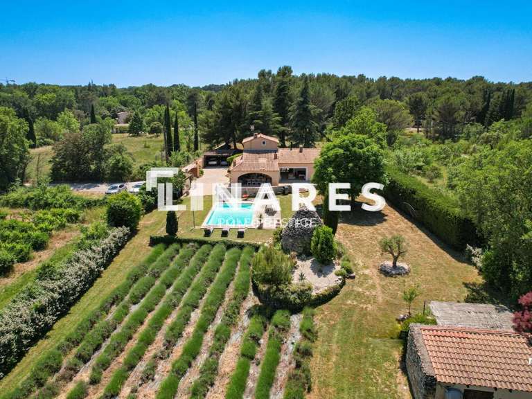 Maison Éguilles - 5 chambres - 191m²