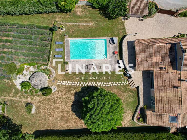 Maison Éguilles - 5 chambres - 191m²