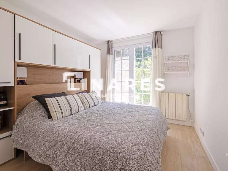 Maison Éguilles - 5 chambres - 191m²