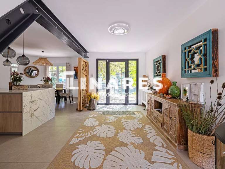 Maison Éguilles - 5 chambres - 191m²