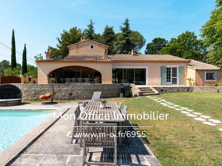 Maison Éguilles - 5 chambres - 190m²