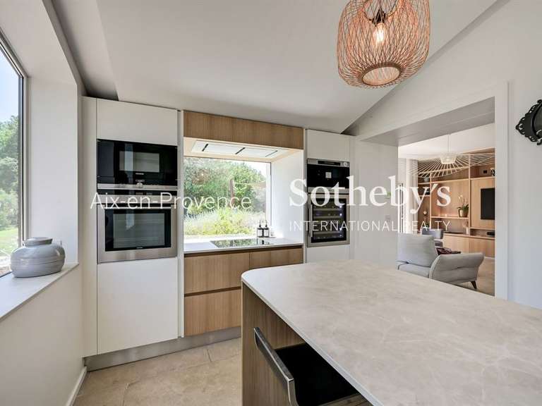 Maison Éguilles - 210m²