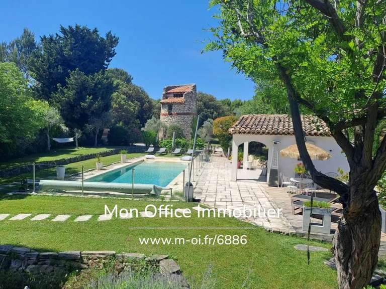 Maison Éguilles - 4 chambres - 246m²