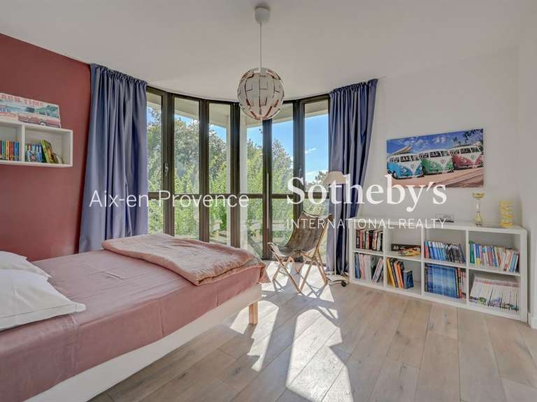 Maison Éguilles - 4 chambres - 300m²