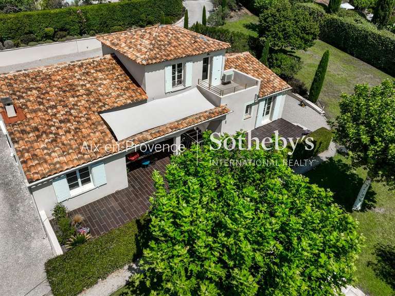 Maison Éguilles - 155m²