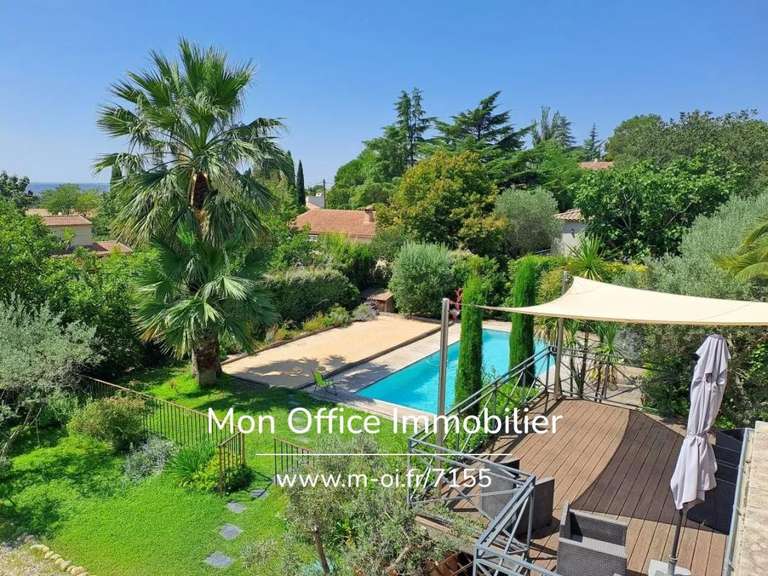 Maison Éguilles - 5 chambres - 194m²