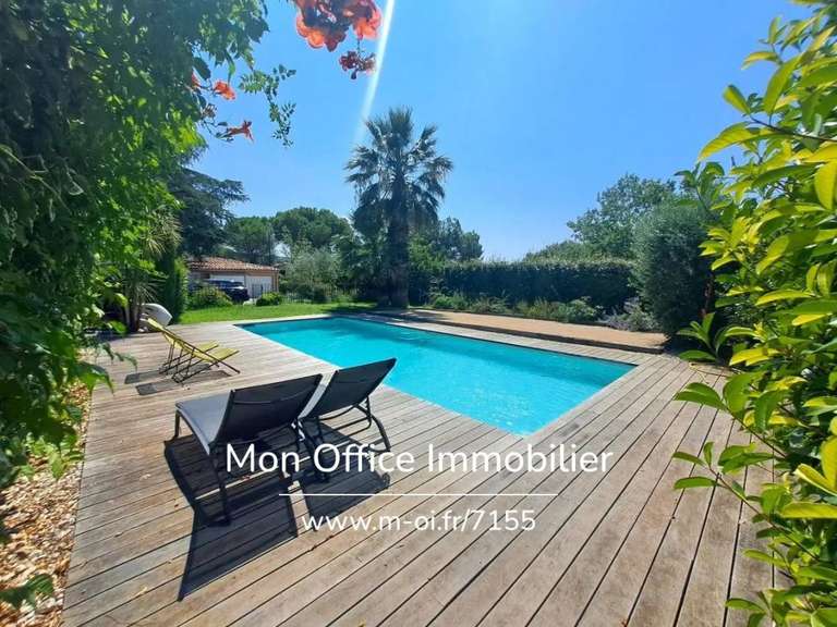 Maison Éguilles - 5 chambres - 194m²