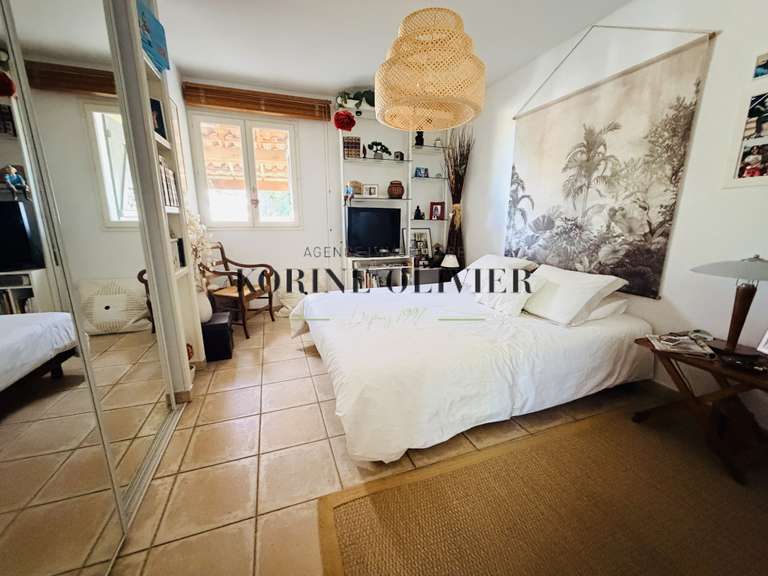 Maison Éguilles - 3 chambres - 130m²