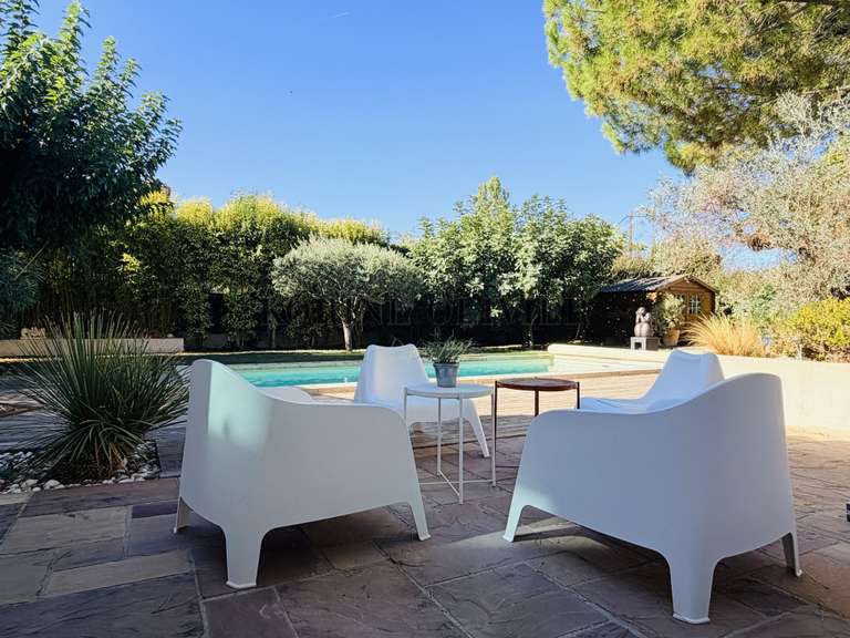 Maison Éguilles - 3 chambres - 130m²