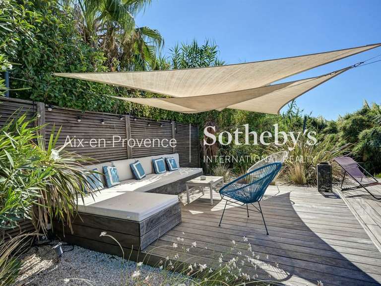 Maison Éguilles - 4 chambres - 105m²