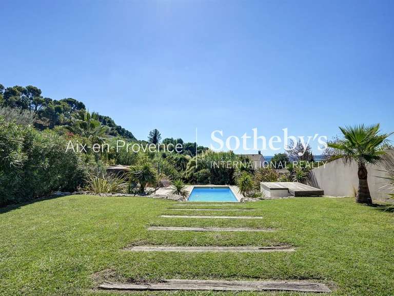 Maison Éguilles - 4 chambres - 105m²