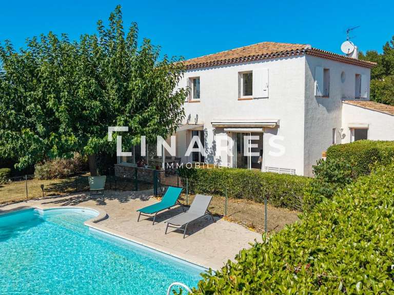 Maison Éguilles - 3 chambres - 138m²
