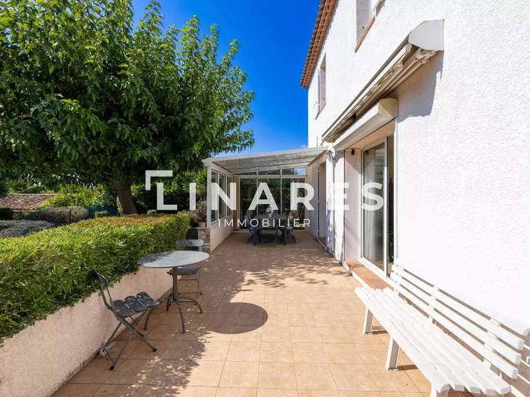 Maison Éguilles - 3 chambres - 138m²