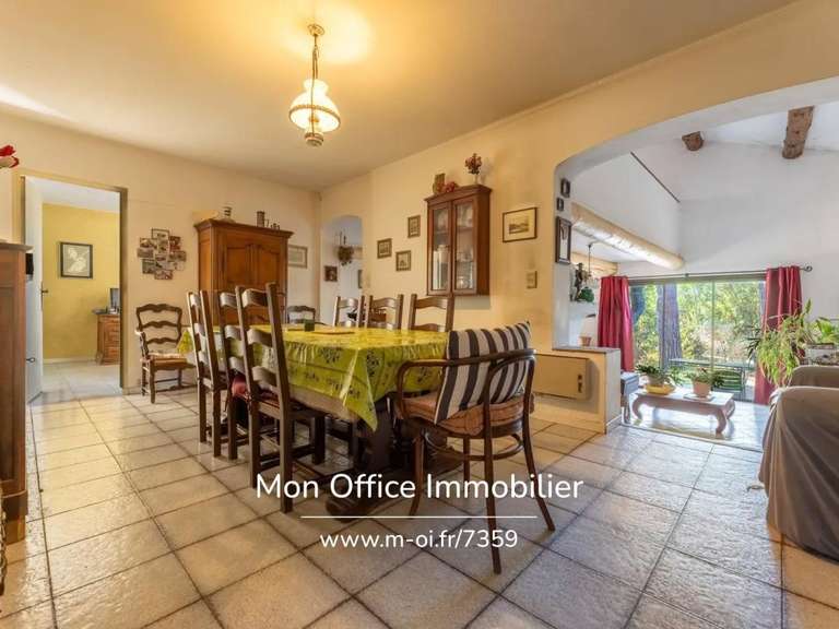 Maison Éguilles - 3 chambres - 140m²