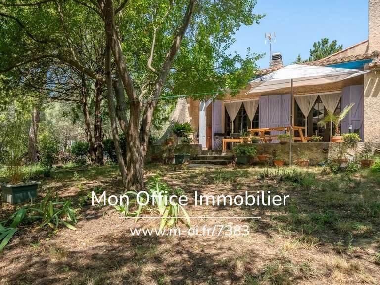 Maison Éguilles - 5 chambres - 170m²