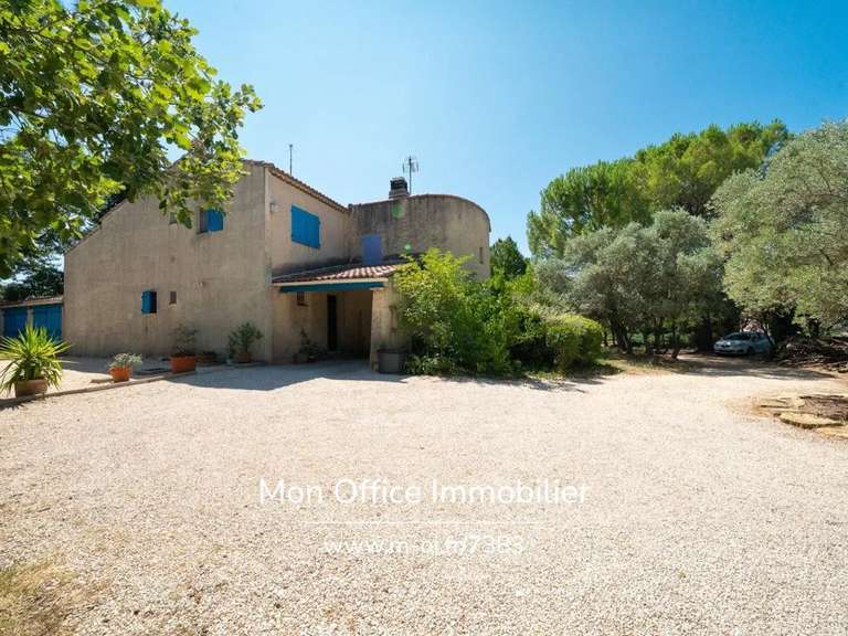 Maison Éguilles - 5 chambres - 170m²