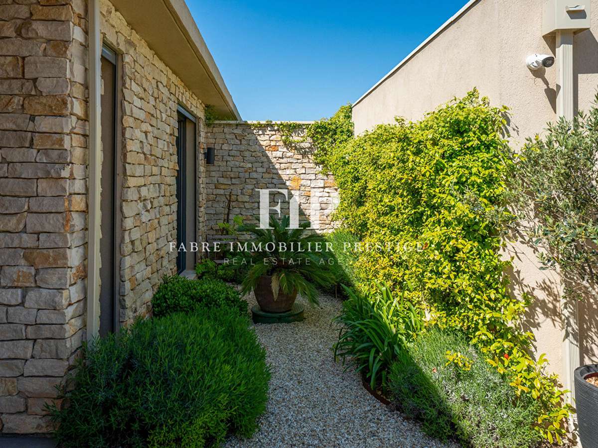 Propriété Éguilles