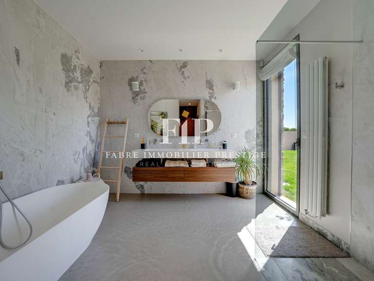 Propriété Éguilles - 5 chambres - 230m²