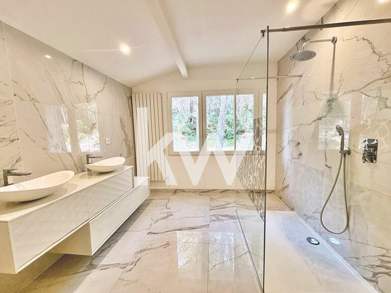 Villa Éguilles - 5 bedrooms - 171m²