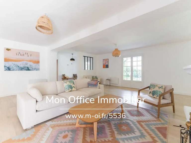 Villa Éguilles - 3 bedrooms - 162m²
