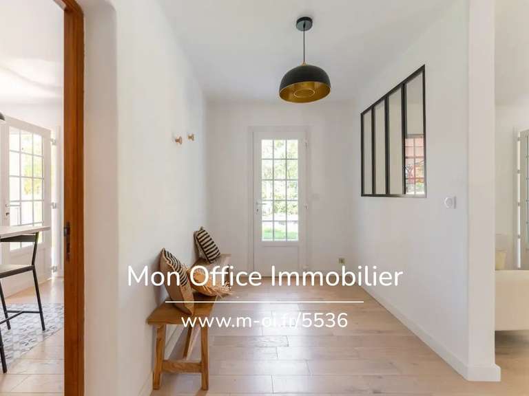 Villa Éguilles - 3 bedrooms - 162m²