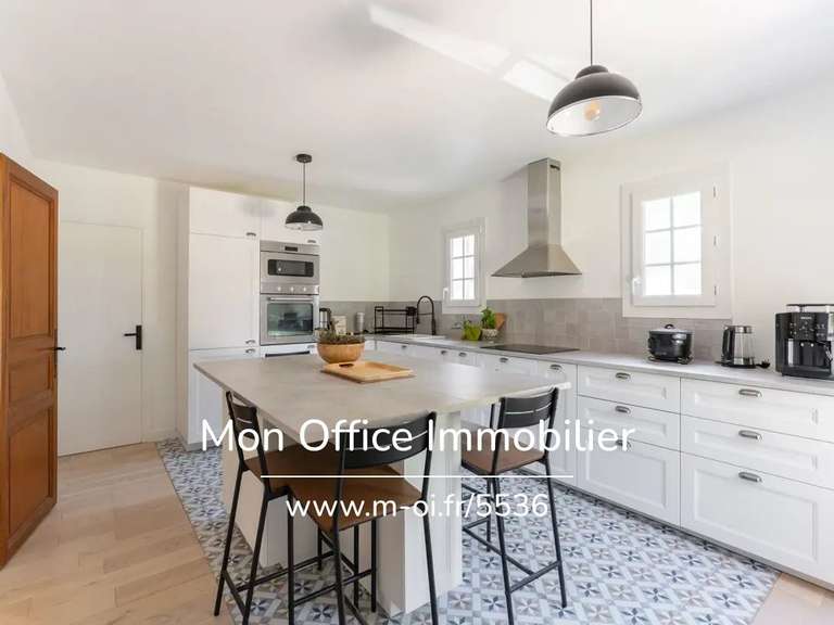 Villa Éguilles - 3 bedrooms - 162m²