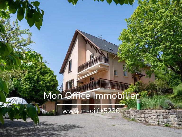 Maison Embrun - 6 chambres - 240m²