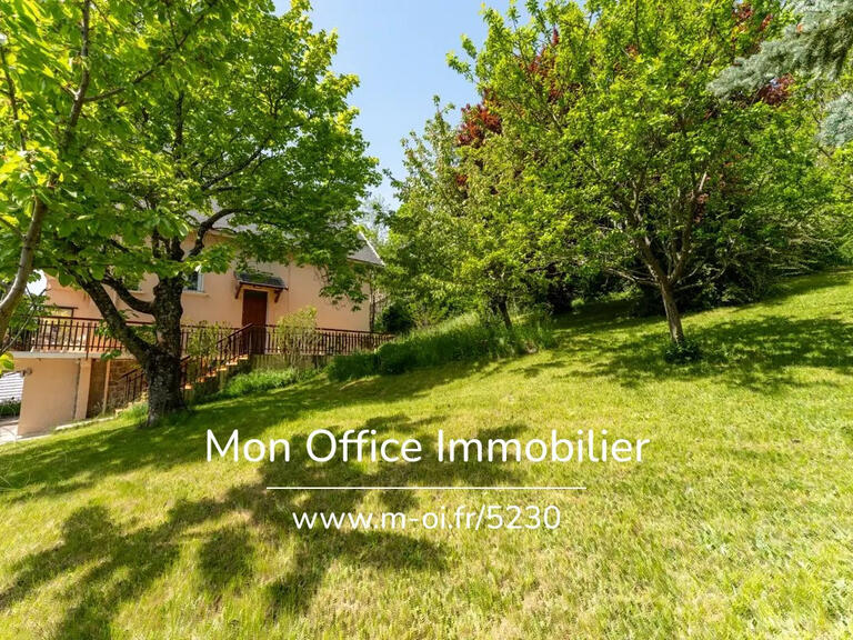 Maison Embrun - 6 chambres - 240m²