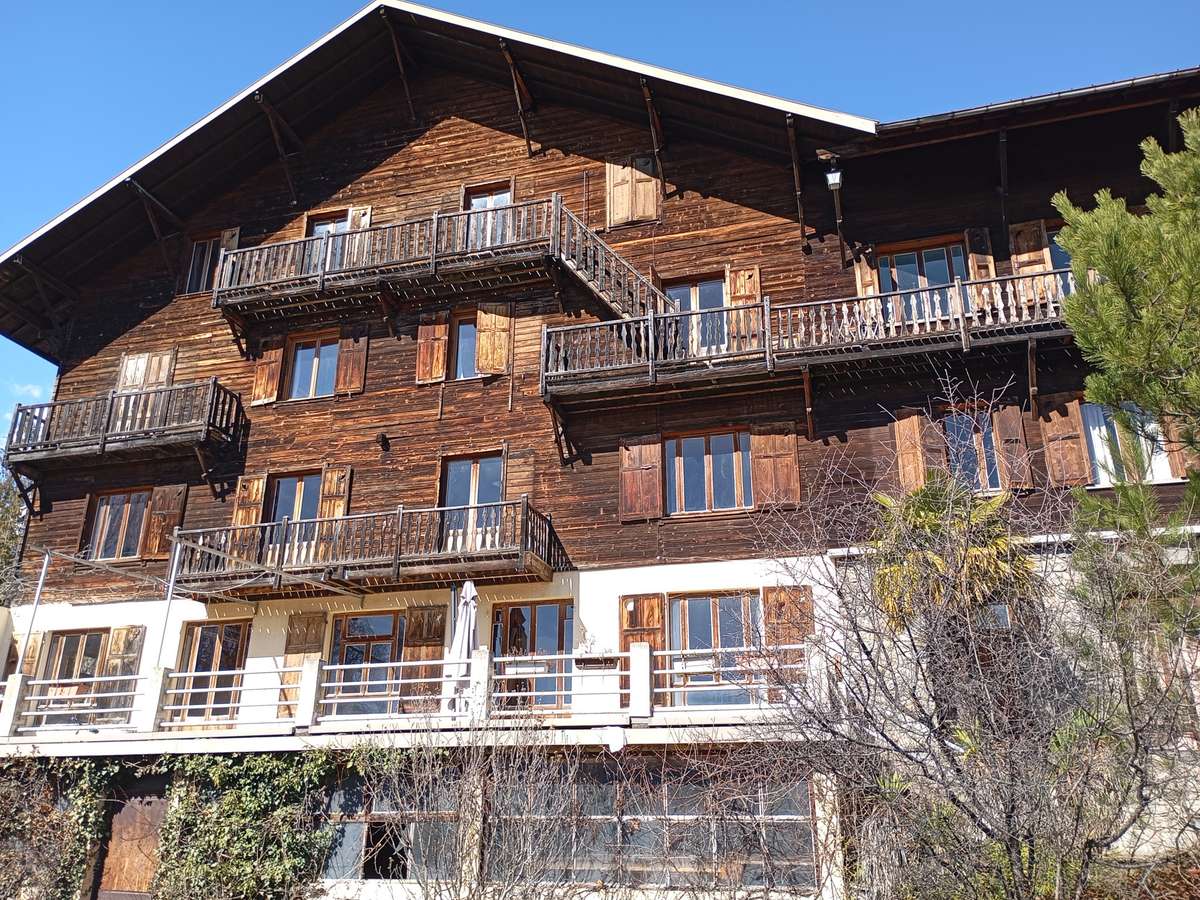 House Embrun
