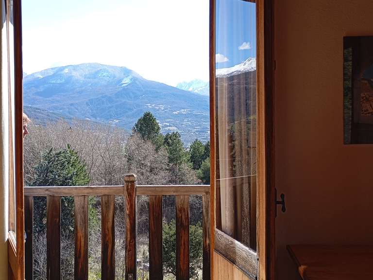 House Embrun - 17 bedrooms - 828m²