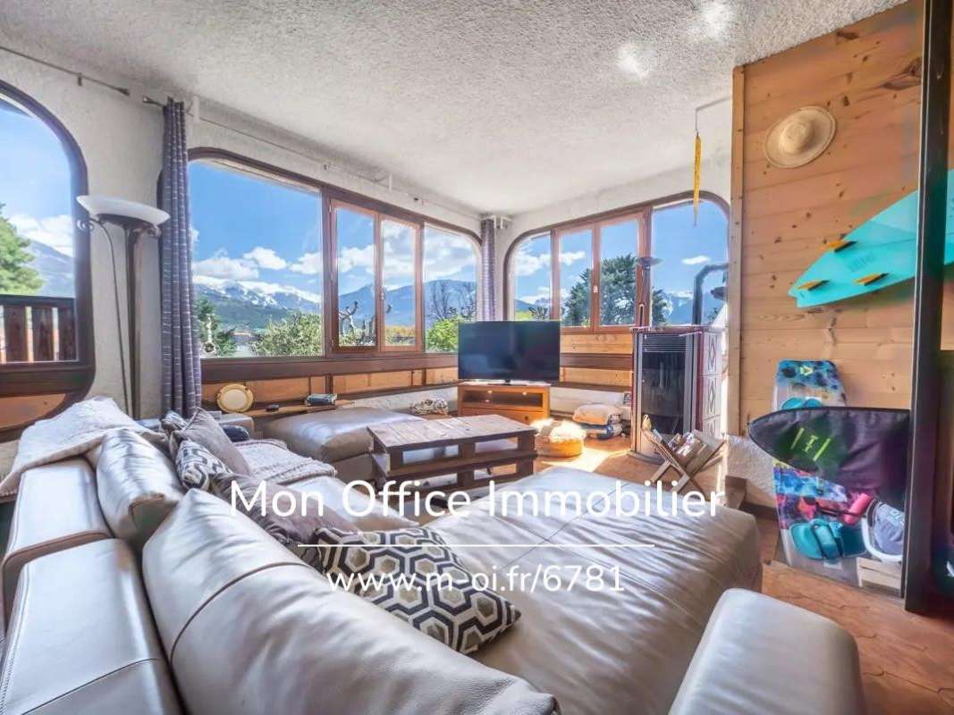 House Embrun