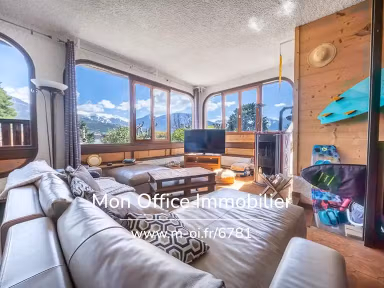 Maison Embrun - 16 chambres - 400m²