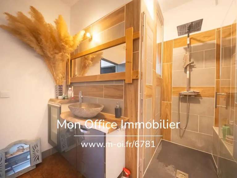 Maison Embrun - 16 chambres - 400m²