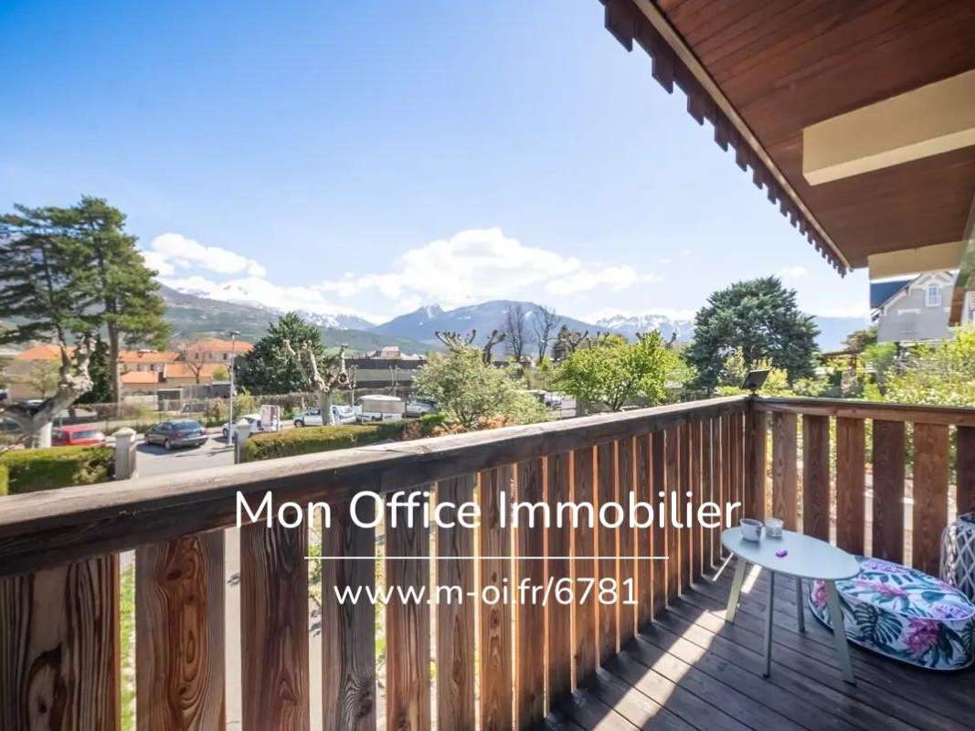House Embrun