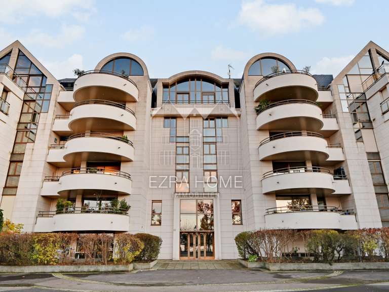 Appartement Enghien-les-Bains - 4 chambres - 144m²
